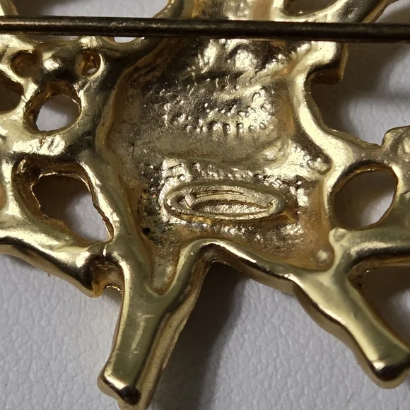 Dance Pig Brooch Gold Tone 3 Pigs Brooch Pin - Picture 10 of 12